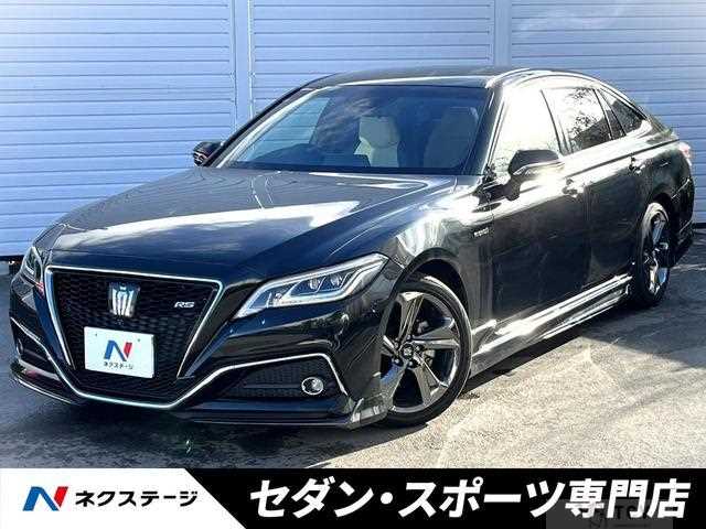 2019 Toyota Crown Hybrid