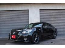 2014 Toyota Crown Hybrid