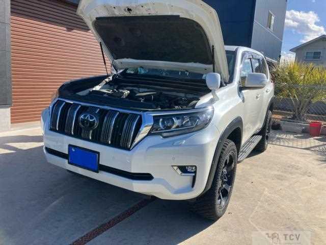 2018 Toyota Land Cruiser Prado
