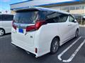 2021 Toyota Alphard Hybrid