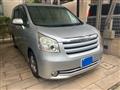 2007 Toyota Noah