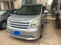 2007 Toyota Noah
