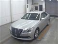 2014 Toyota Crown Hybrid