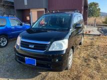 2005 Toyota Noah