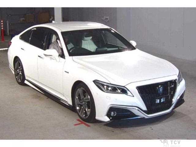 2019 Toyota Crown Hybrid