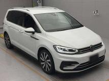 2023 Volkswagen Golf Touran