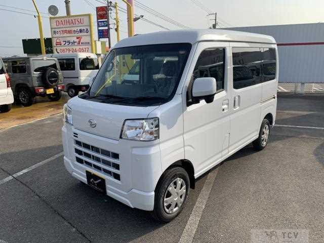 2025 Daihatsu Hijet Cargo