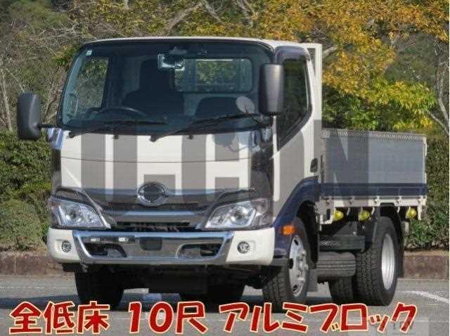 2023 Hino Dutro