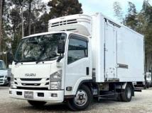 2020 Isuzu Elf Truck
