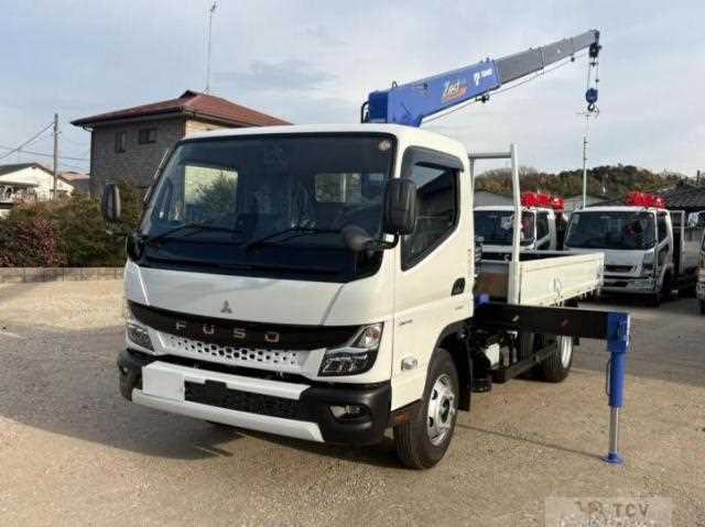 2025 Mitsubishi Fuso Canter