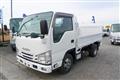 2016 Isuzu Elf Truck