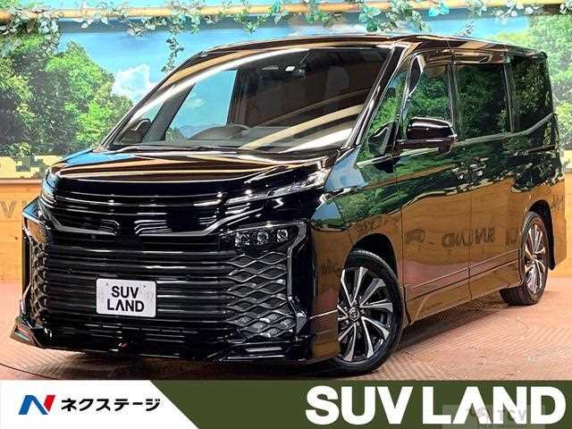 2022 Toyota Voxy