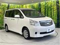 2011 Toyota Noah