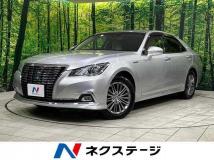 2017 Toyota Crown Hybrid