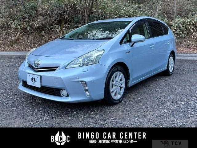 2013 Toyota PRIUS α