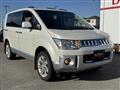 2013 Mitsubishi Delica D5
