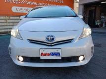 2013 Toyota PRIUS α