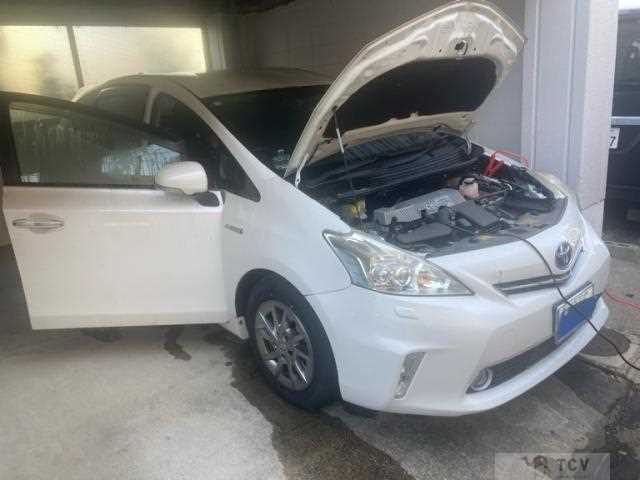 2014 Toyota PRIUS α