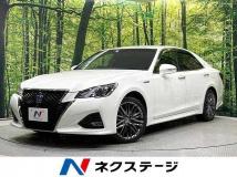 2016 Toyota Crown Hybrid