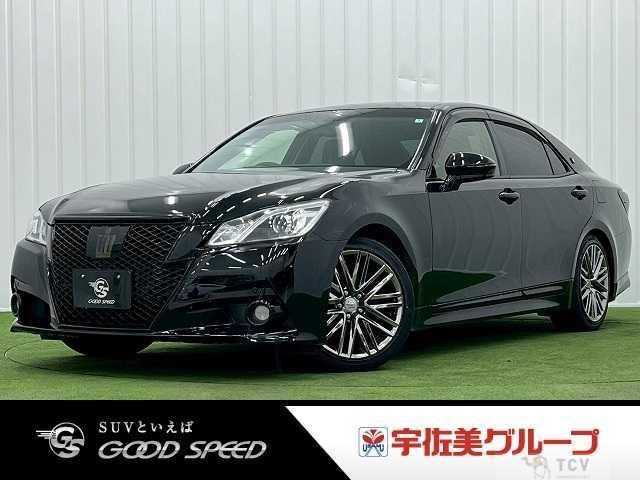 2013 Toyota Crown Hybrid