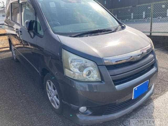 2009 Toyota Noah