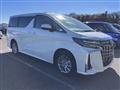 2023 Toyota Alphard Hybrid