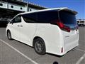 2023 Toyota Alphard Hybrid