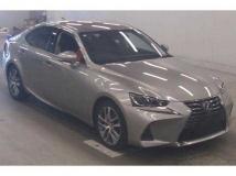 2017 Lexus IS