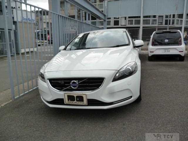 2014 Volvo V40