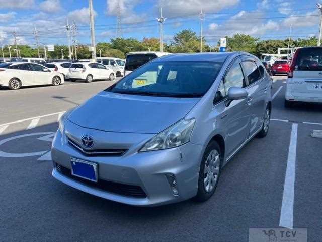 2012 Toyota PRIUS α