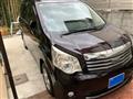 2013 Toyota Noah