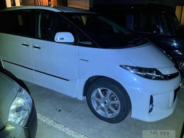 2015 Toyota Estima Hybrid