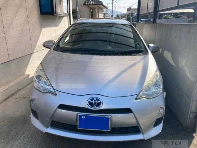 2012 Toyota AQUA
