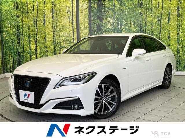 2018 Toyota Crown Hybrid