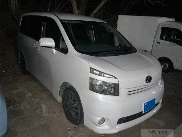 2007 Toyota Voxy