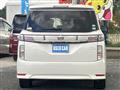 2017 Nissan Elgrand
