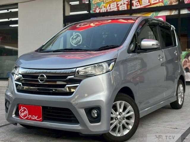 2015 Nissan Nissan Others