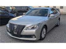2013 Toyota Crown