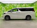 2017 Toyota Alphard Hybrid