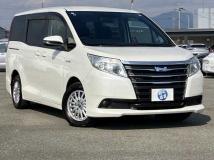 2015 Toyota Noah