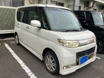 2010 Daihatsu Tanto