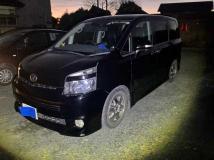 2007 Toyota Voxy
