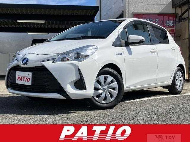 2017 Toyota Vitz