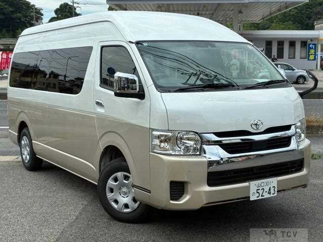 2025 Toyota Hiace Wagon
