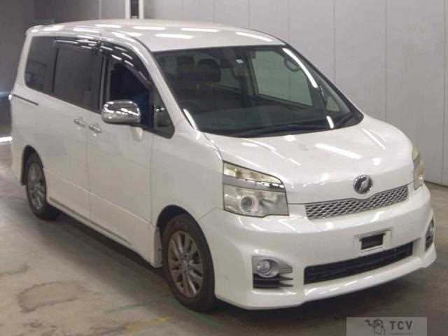 2013 Toyota Voxy