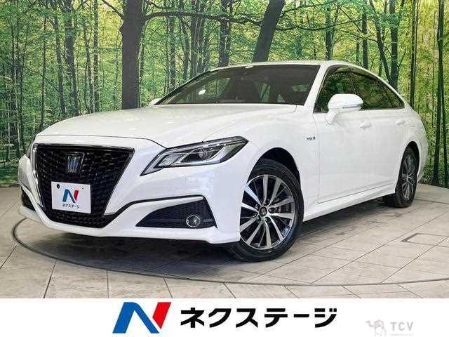 2018 Toyota Crown Hybrid