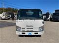 2011 Isuzu Elf Truck