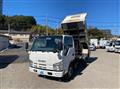 2011 Isuzu Elf Truck