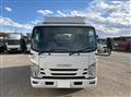 2016 Isuzu Elf Truck