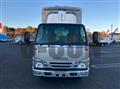2016 Isuzu Elf Truck